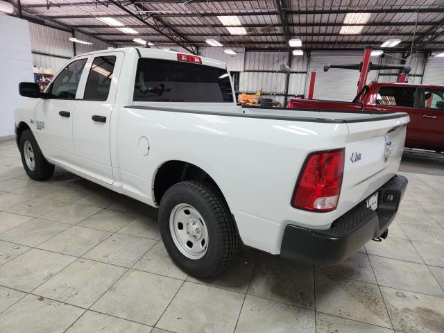 2024 RAM Ram 1500 Classic RAM 1500 CLASSIC TRADESMAN QUAD CAB 4X2 64 BOX