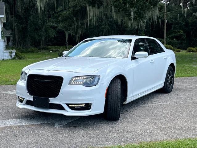 2021 Chrysler 300 Touring L AWD