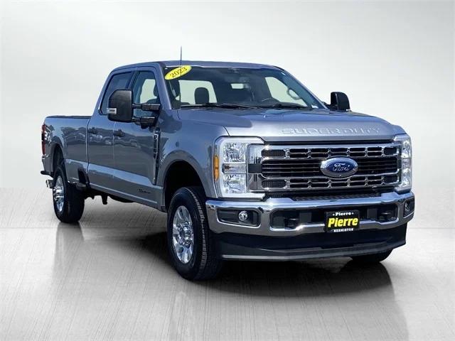 2023 Ford F-350 XLT