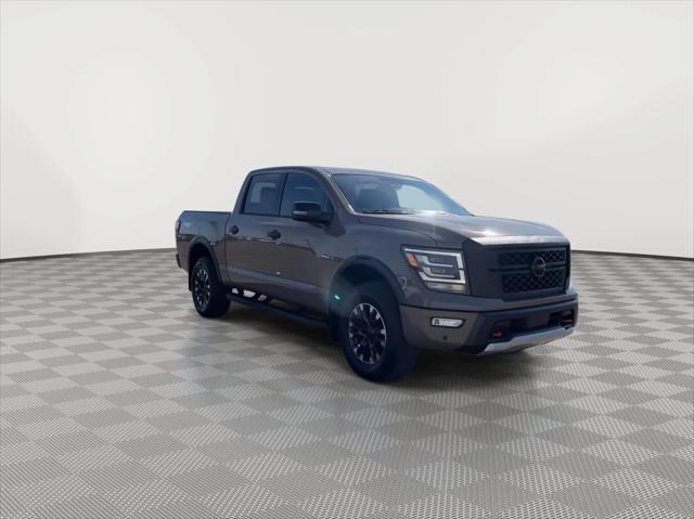 2023 Nissan TITAN Crew Cab PRO-4X 4x4