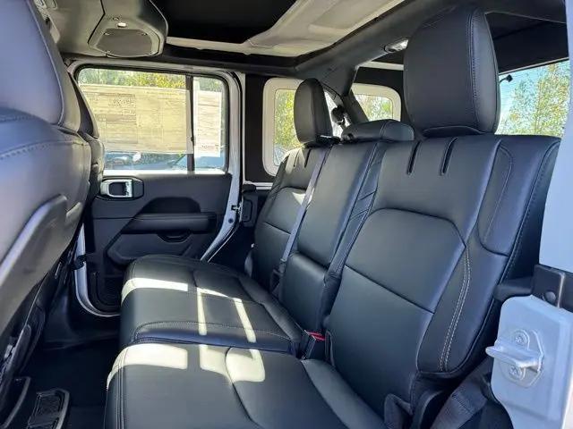 2024 Jeep Wrangler 4xe Sahara 4xe