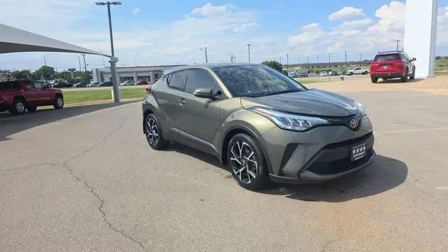2021 Toyota C-HR XLE
