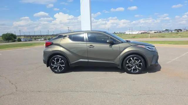 2021 Toyota C-HR XLE