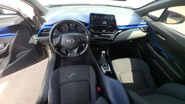 2021 Toyota C-HR XLE
