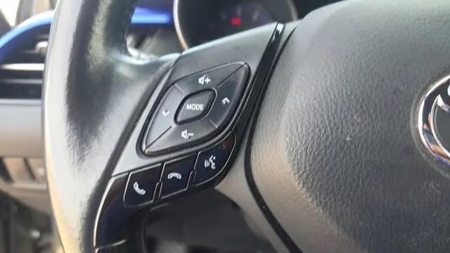 2021 Toyota C-HR XLE