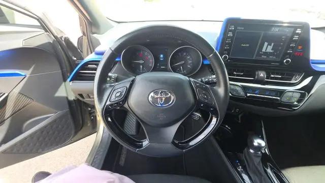 2021 Toyota C-HR XLE