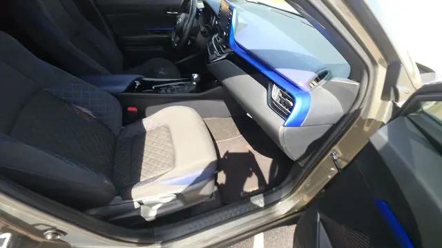 2021 Toyota C-HR XLE