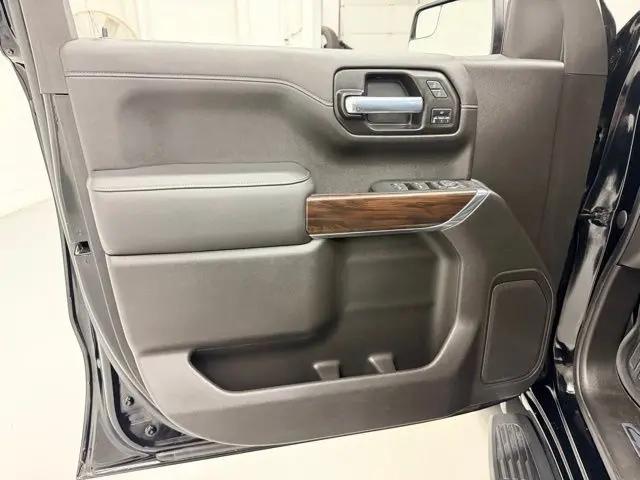 2021 GMC Sierra 1500 4WD Crew Cab Short Box SLT