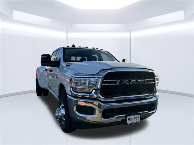 2024 RAM Ram 3500 RAM 3500 TRADESMAN CREW CAB 4X4 8 BOX