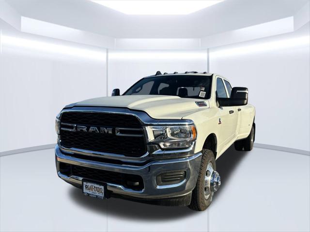 2024 RAM Ram 3500 RAM 3500 TRADESMAN CREW CAB 4X4 8 BOX