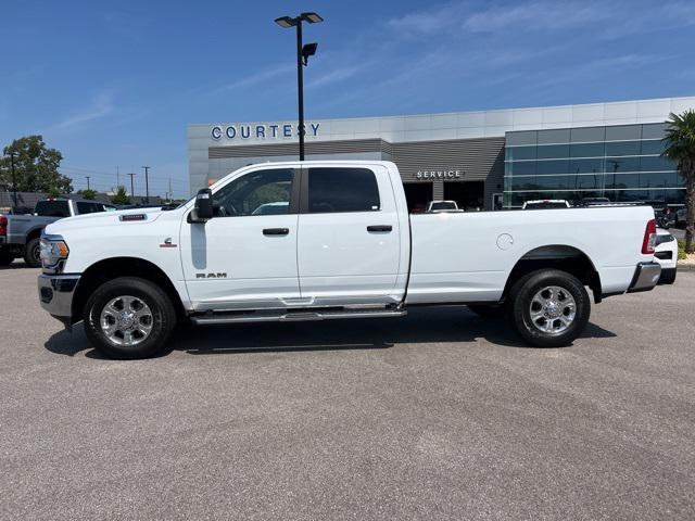 2024 RAM 3500 Big Horn Crew Cab 4x4 8 Box