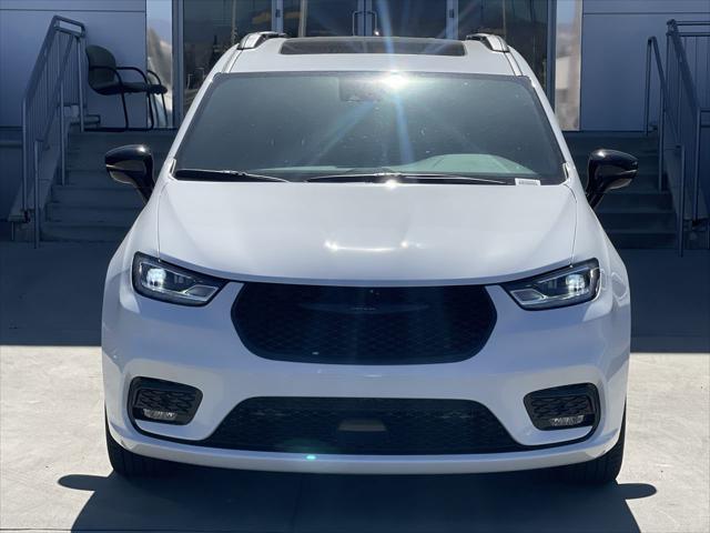 2024 Chrysler Pacifica PACIFICA LIMITED