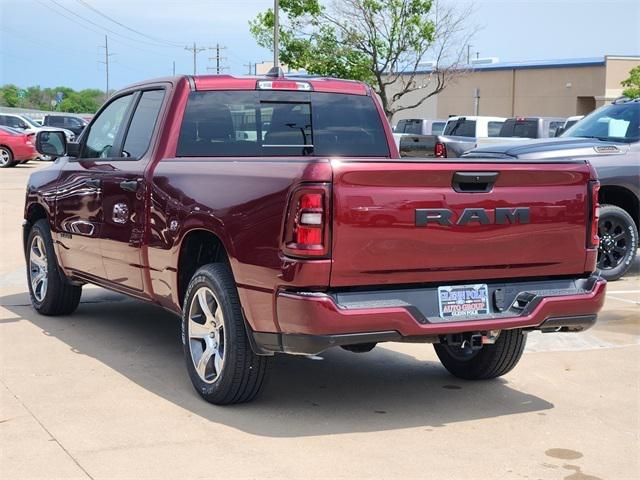 2025 RAM Ram 1500 RAM 1500 TRADESMAN QUAD CAB 4X2 64 BOX