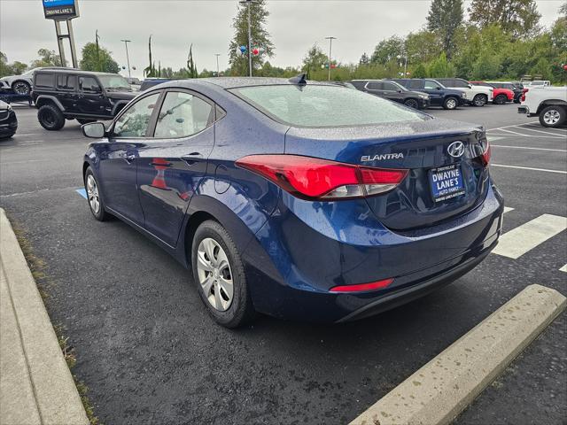 2016 Hyundai Elantra SE