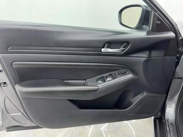 2022 Nissan Altima SR Intelligent AWD