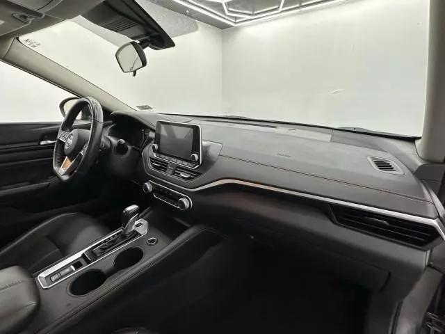 2022 Nissan Altima SR Intelligent AWD