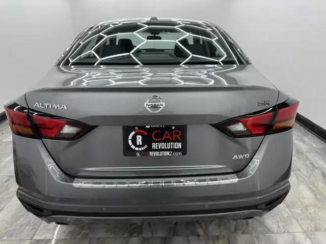 2022 Nissan Altima SR Intelligent AWD