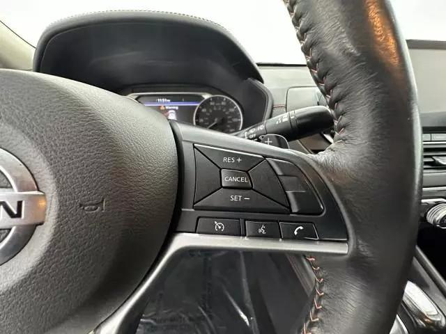 2022 Nissan Altima SR Intelligent AWD