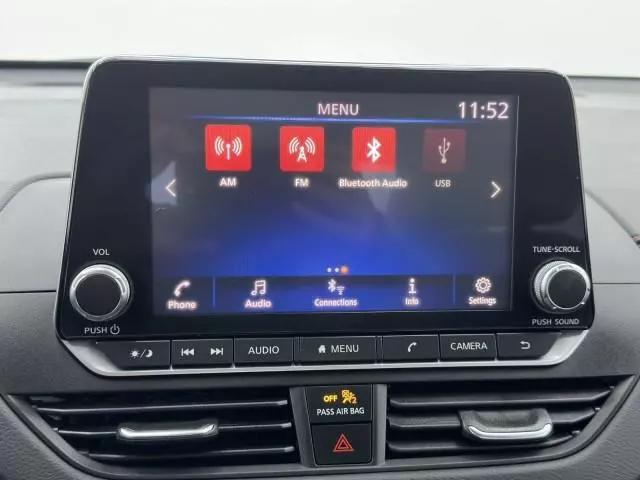 2022 Nissan Altima SR Intelligent AWD