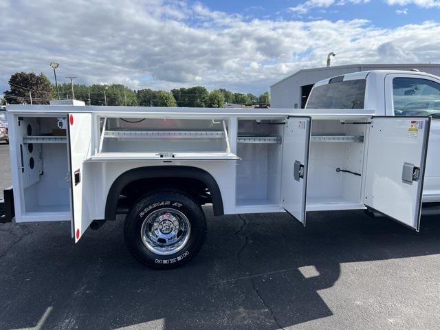 2024 RAM Ram 3500 Chassis Cab RAM 3500 TRADESMAN CHASSIS REGULAR CAB 4X4 84 CA