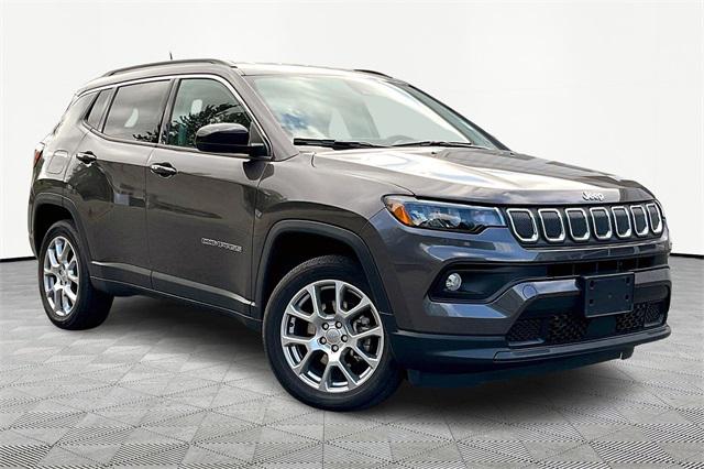 2022 Jeep Compass Latitude Lux 4x4