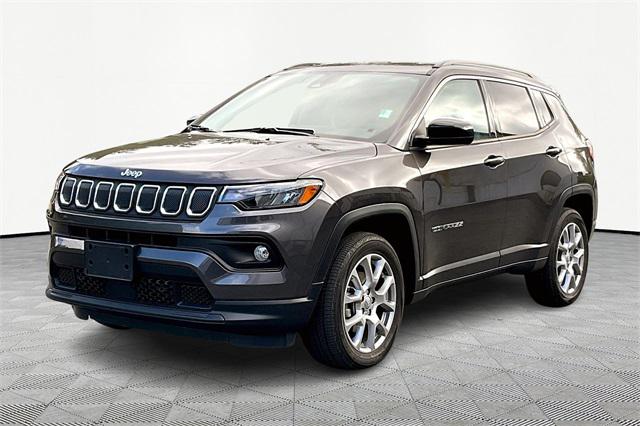 2022 Jeep Compass Latitude Lux 4x4