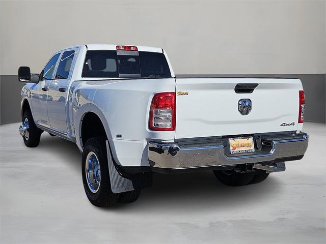 2024 RAM Ram 3500 RAM 3500 TRADESMAN CREW CAB 4X4 8 BOX