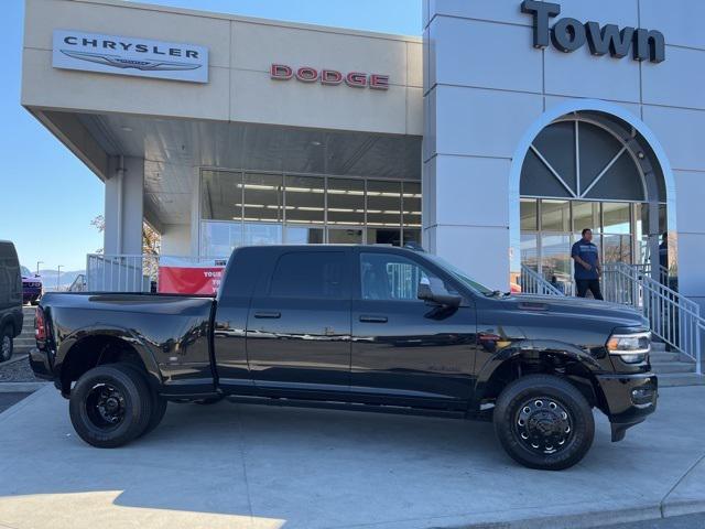 2021 RAM 3500 Laramie Mega Cab 4x4 64 Box