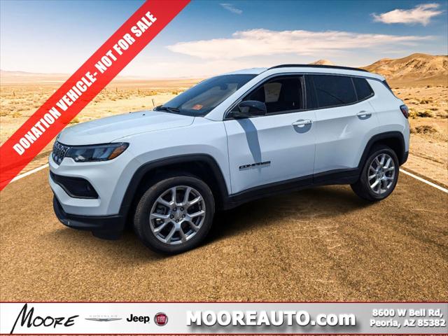 2024 Jeep Compass Latitude Lux FWD