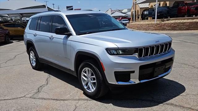 2024 Jeep Grand Cherokee L Laredo 4x2