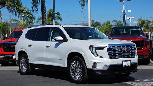 2024 GMC Acadia AWD Denali 2