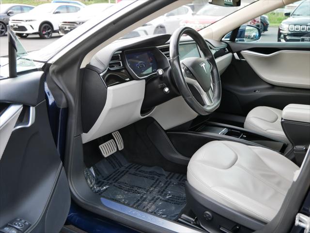 2015 Tesla Model S 85D