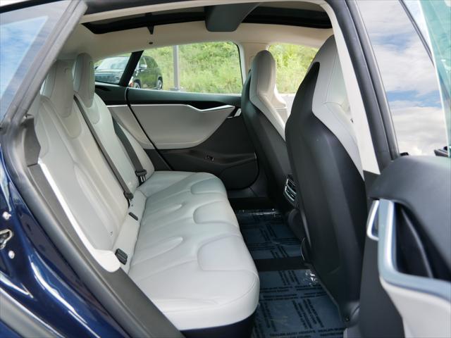 2015 Tesla Model S 85D