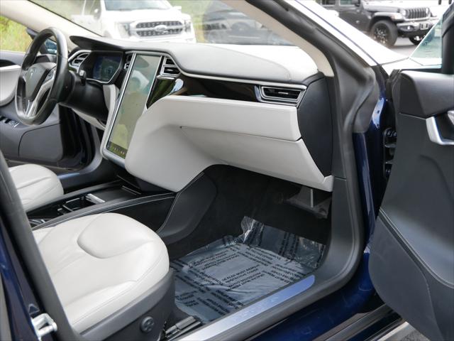 2015 Tesla Model S 85D