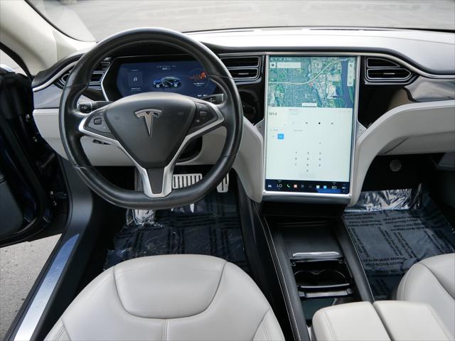 2015 Tesla Model S 85D