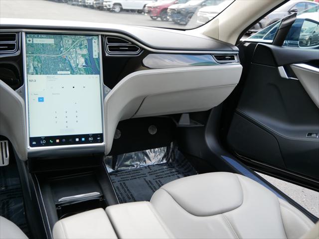 2015 Tesla Model S 85D