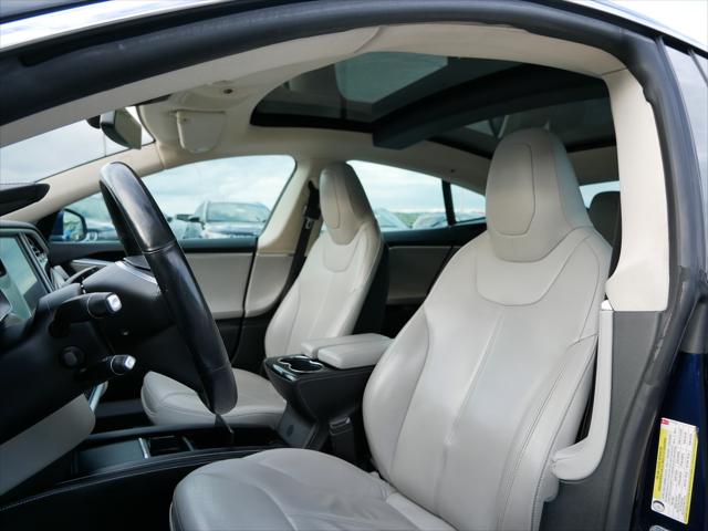 2015 Tesla Model S 85D