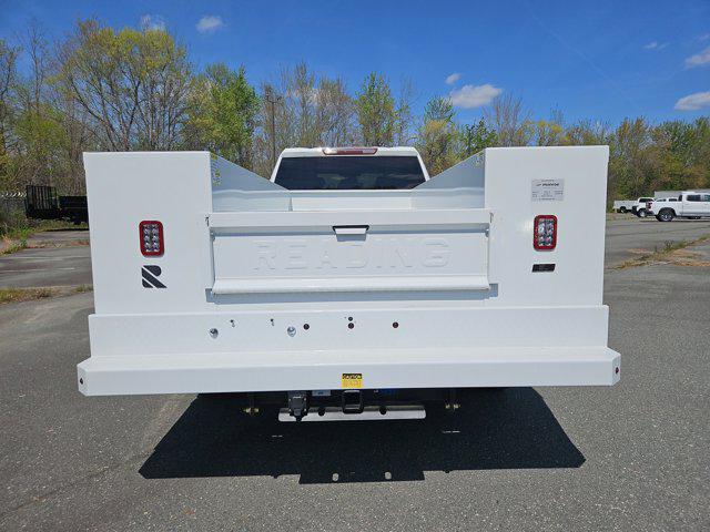 2024 Chevrolet Silverado 3500HD CC Work Truck