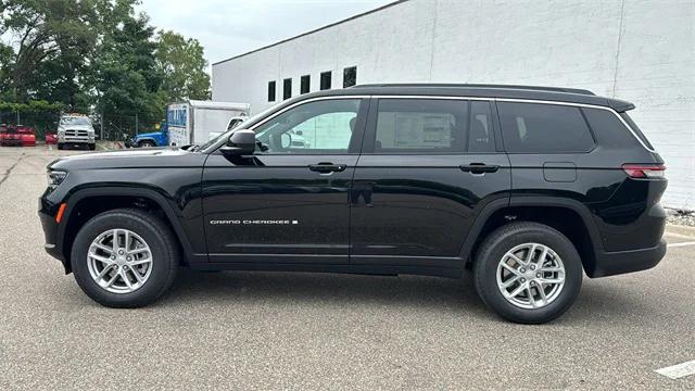 2024 Jeep Grand Cherokee GRAND CHEROKEE L LAREDO 4X4