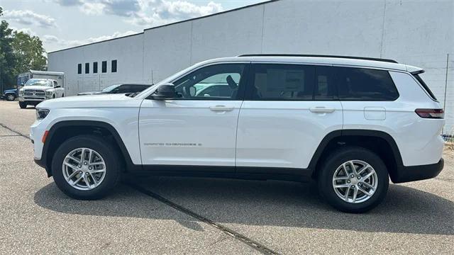 2024 Jeep Grand Cherokee GRAND CHEROKEE L LAREDO 4X4