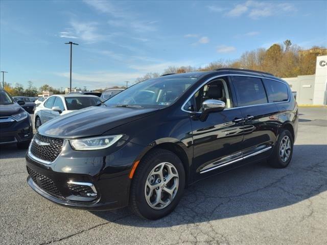 2023 Chrysler Pacifica Limited AWD