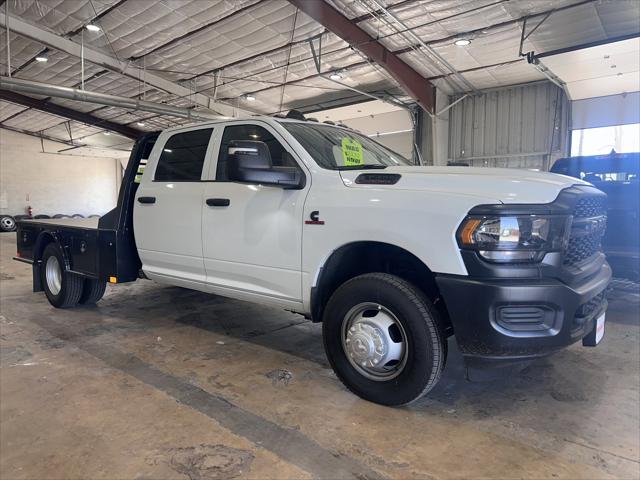 2024 RAM Ram 3500 Chassis Cab RAM 3500 TRADESMAN CREW CAB CHASSIS 4X4 60 CA