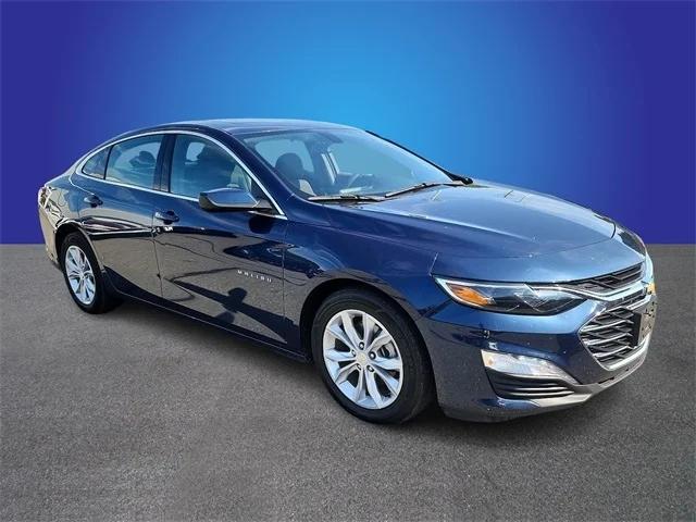 2022 Chevrolet Malibu FWD LT