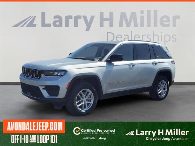 2023 Jeep Grand Cherokee Laredo X 4x2