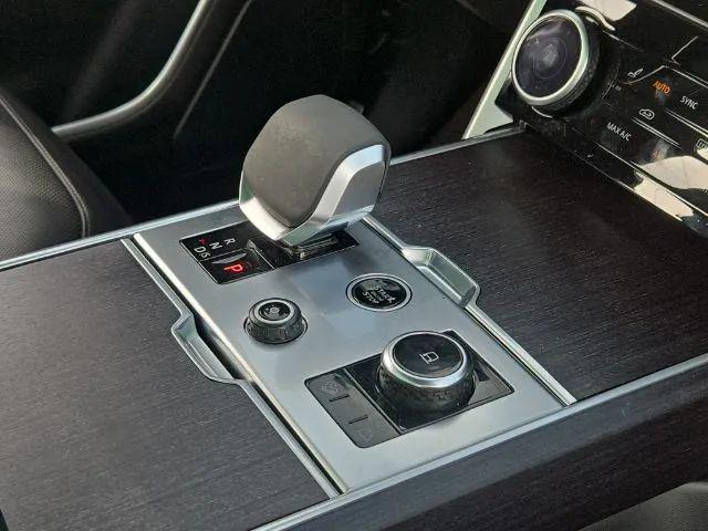 2023 Land Rover Range Rover P400 SE