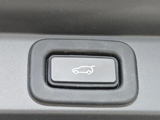 2023 Land Rover Range Rover P400 SE