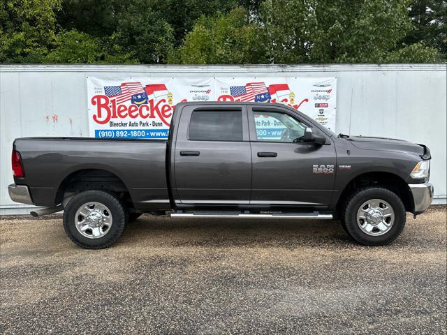 2017 RAM 2500 Tradesman Crew Cab 4x4 64 Box