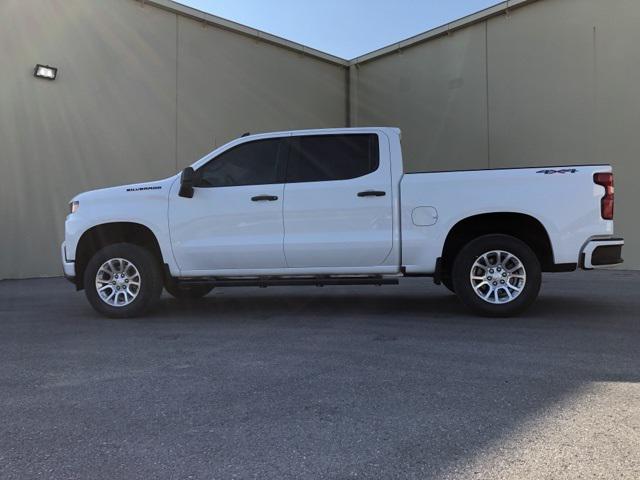 2021 Chevrolet Silverado 1500 4WD Crew Cab Short Bed Custom