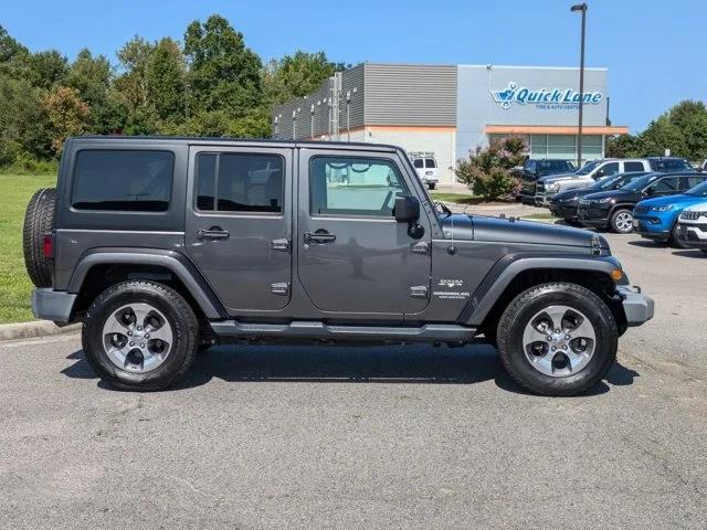 2017 Jeep Wrangler Unlimited Sahara 4x4