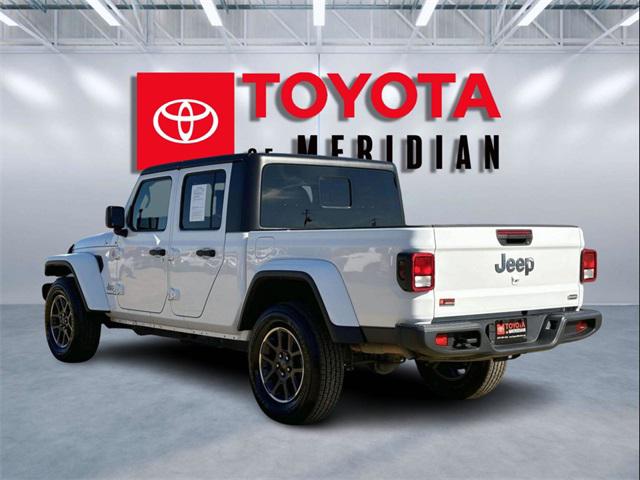 2023 Jeep Gladiator Overland 4x4